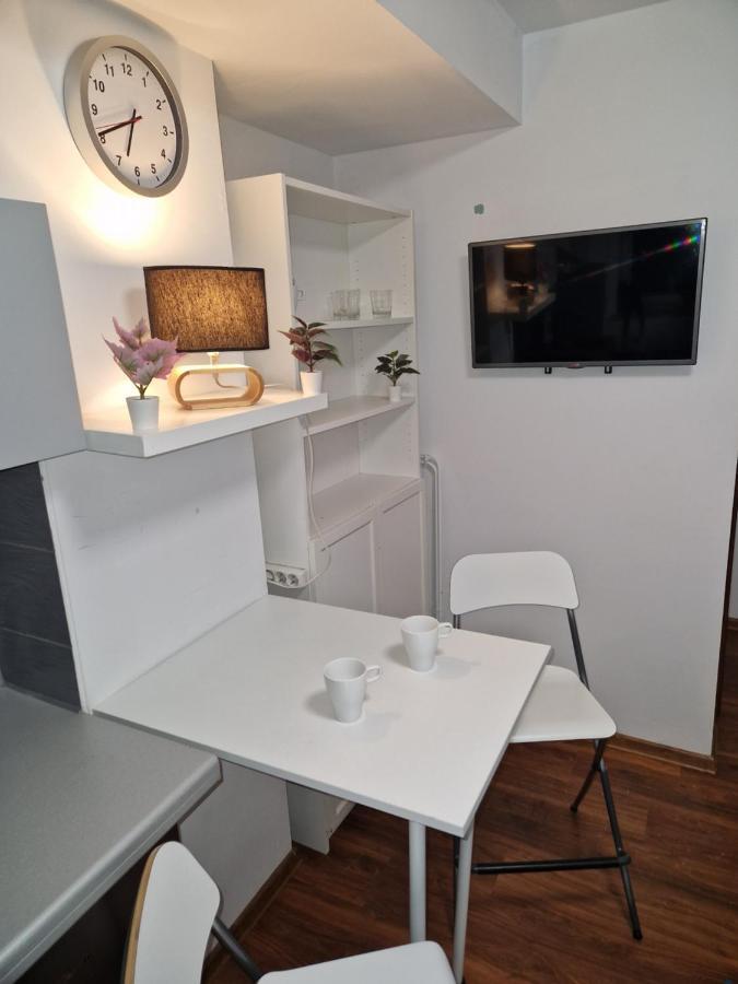 Apartament Ks Trzech Krzyzy Warszawa Pokój zdjęcie